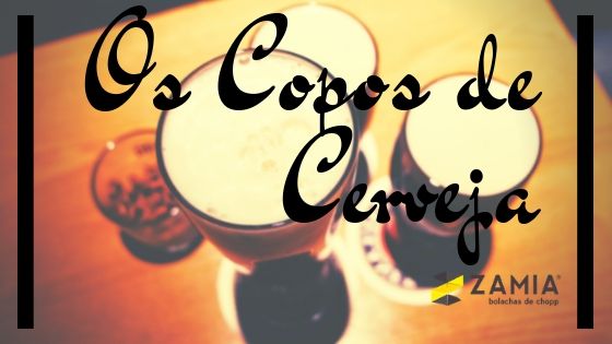 Os copos de cerveja bolacha de cerveja